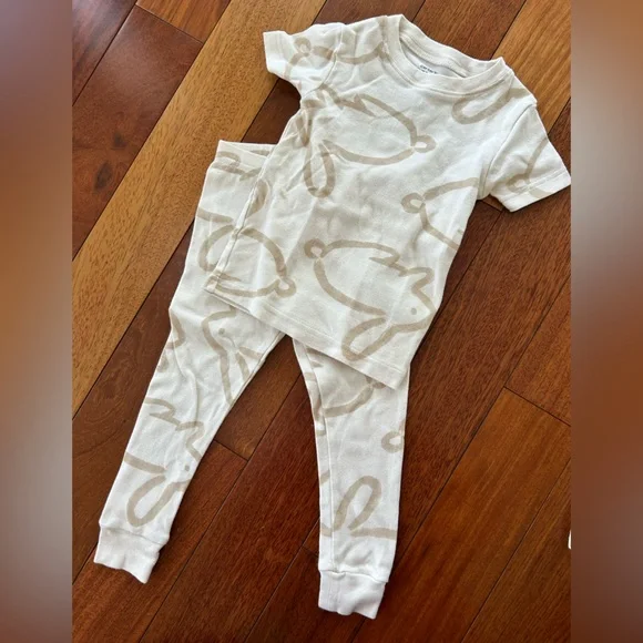 Two Pairs of Easter Pajamas - Picture 3 of 3